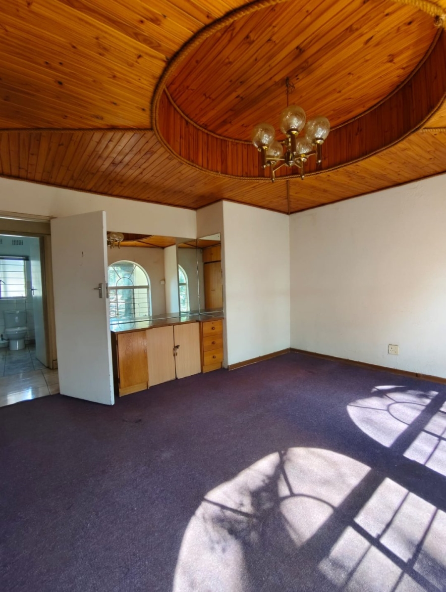 4 Bedroom Property for Sale in Vaalpark Free State